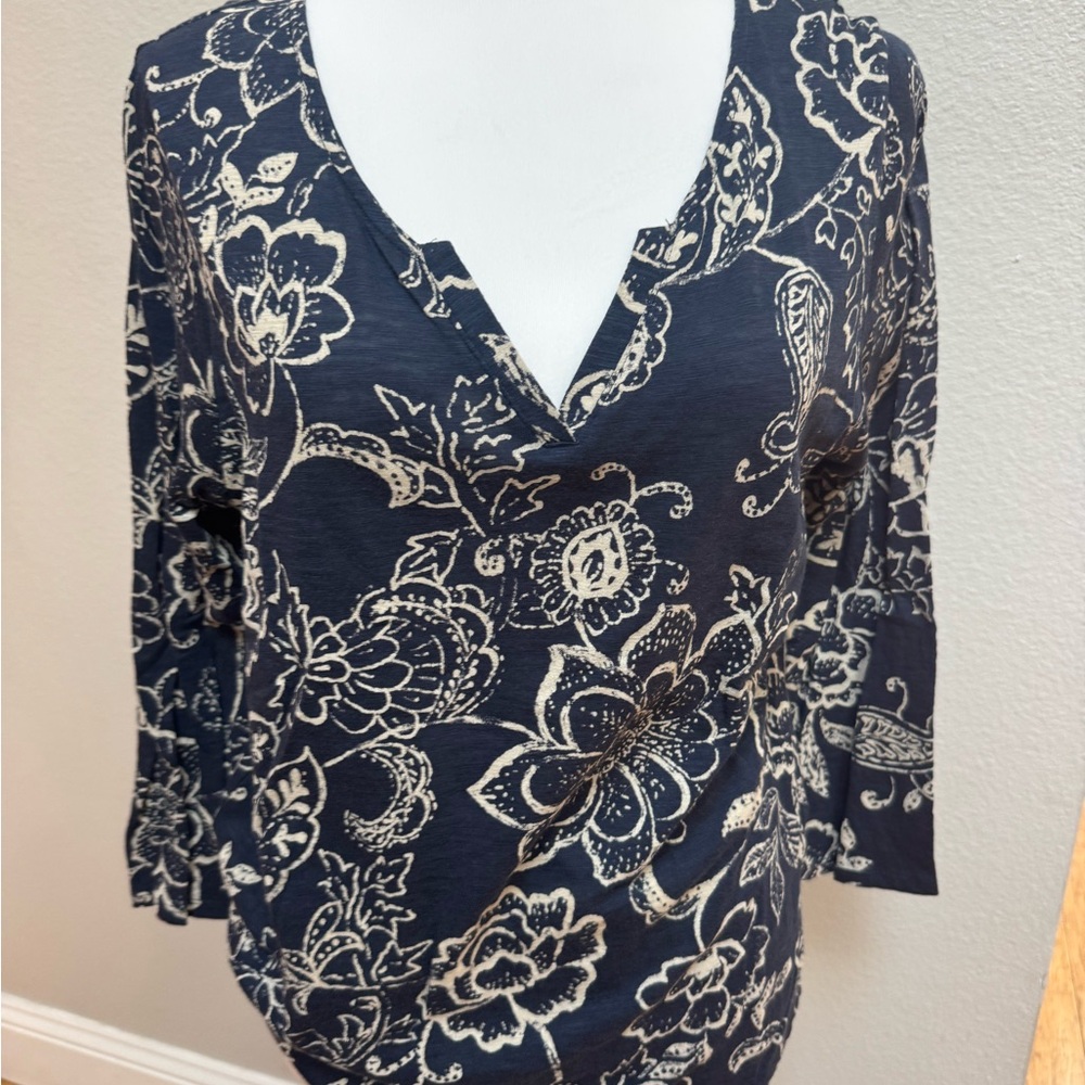 Lucky Brand Blue and White Garment